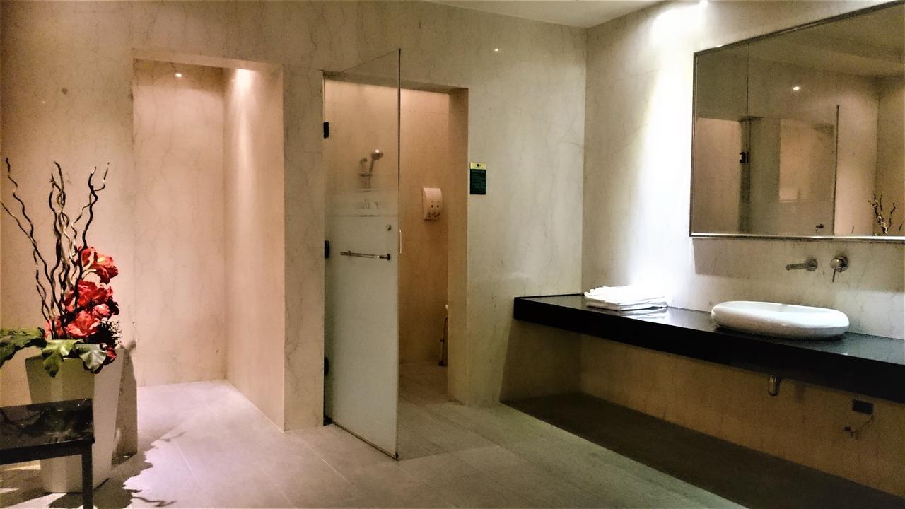 Her Home Spa Motel ซินหยิง ภายนอก รูปภาพ