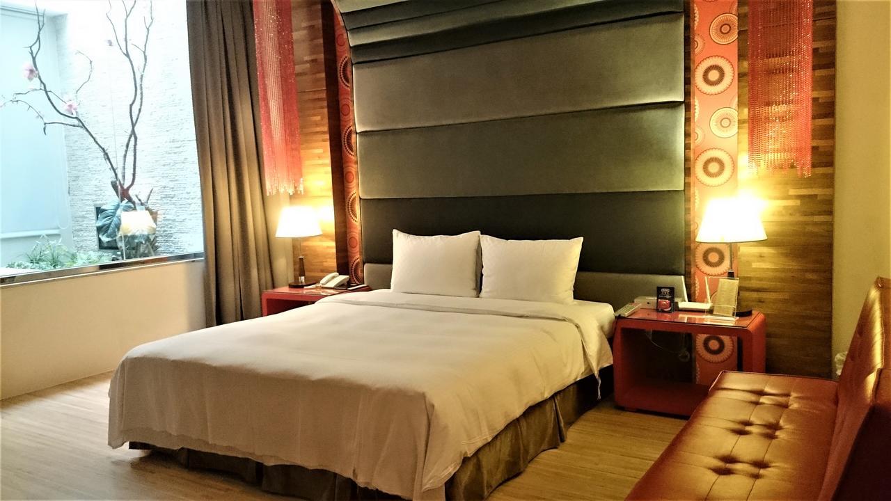 Her Home Spa Motel ซินหยิง ภายนอก รูปภาพ