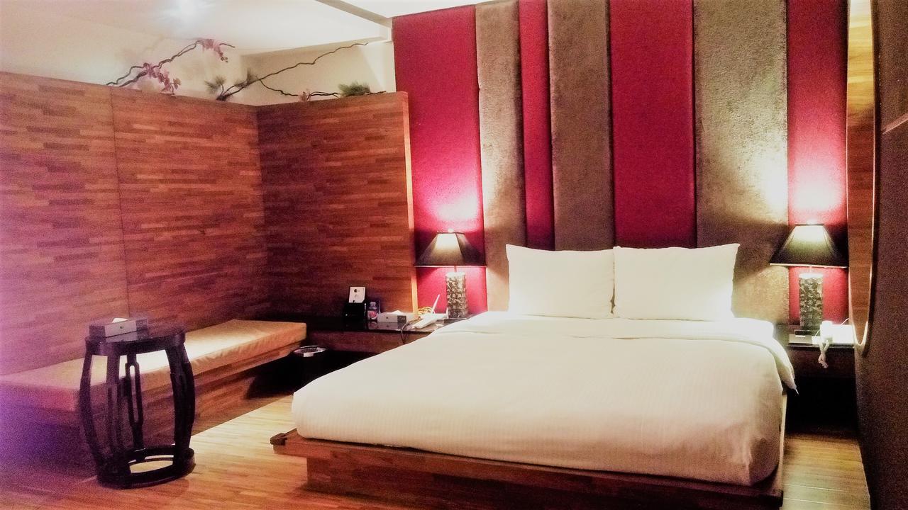 Her Home Spa Motel ซินหยิง ภายนอก รูปภาพ