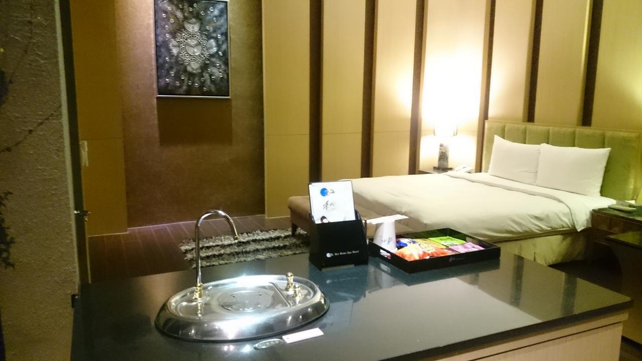 Her Home Spa Motel ซินหยิง ภายนอก รูปภาพ